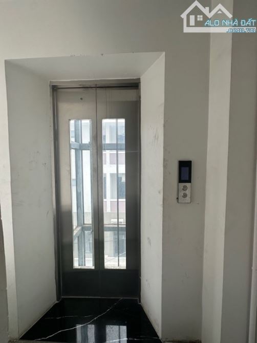 Bán nhà 85m² / 4 tầng, Full nội thất, nhỉnh 9 tỷ siêu đẹp - 1