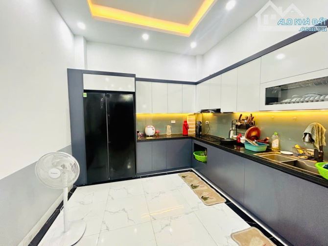 QUÁ RẺ BÁN NHÀ MINH KHAI, NGÕ THOÁNG, Ở LUÔN, 38M2 GIÁ CHỈ 7,35 TỶ - 1