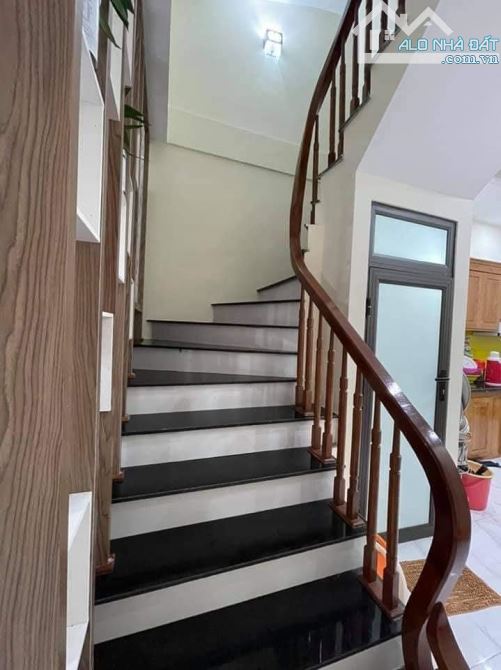 Chỉ 9tỷ5 – Cách Ô TÔ tránh 20m – Phố Hoàng Ngân; 47.3m2; nhà 4 tầng! - 1