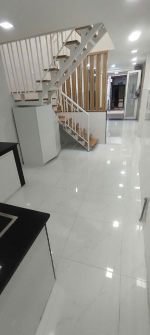 Bán nhà Nam Kỳ Khởi Nghĩa, Q3, 40m2, siêu đẹp, chỉ nhỉnh 5 tỷ - 1