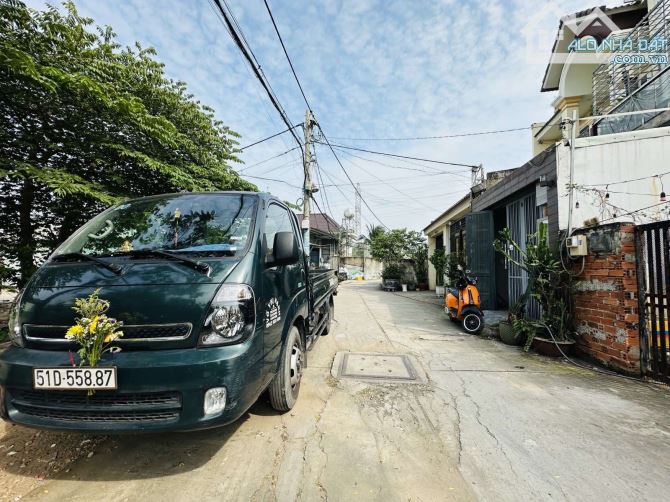 BÌNH TÂN SÁT VÁCH TÂN PHÚ. NHÀ MỚI ĐẸP NỘI THẤT LUNG LINH XÁCH VALI VÀO Ở. - 1