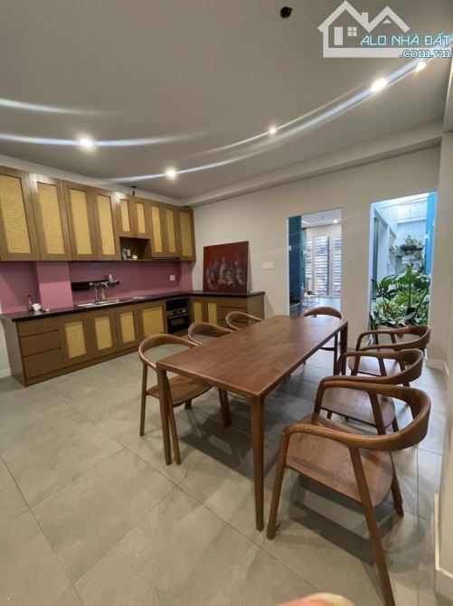 Villa mini NGANG KHỦNG 5M- NHỈNH 6 TỶ- HẺM XE HƠI THÔNG - 1