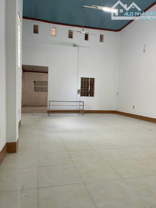 NHÀ 1 TRỆT 2 LẦU PHỐ CŨ. ĐƯỜNG LÝ THƯỜNG KIỆT. HƯỚNG TÂY. GIÁ 11,8 TỶ - 1