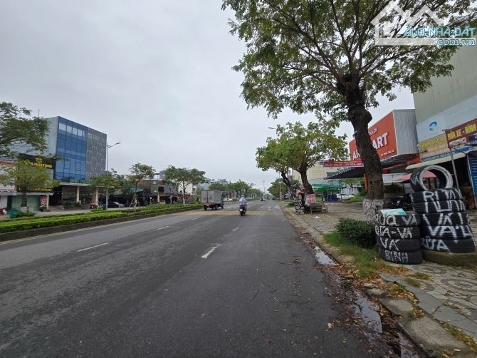 Cho thuê MB đất 300m2 đường Nguyễn Phước Lan,Hòa Xuân,Cẩm Lệ giá 22tr/tháng - 2