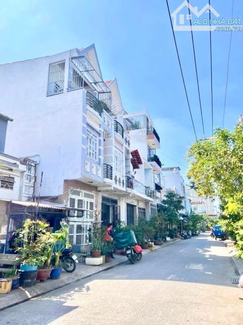 NHÀ KHU VIP TÊN LỬA,4 TẦNG,80M2(4×20),4PN,HẺM XE HƠI,CHỈ HƠN 7 TỶ - 1