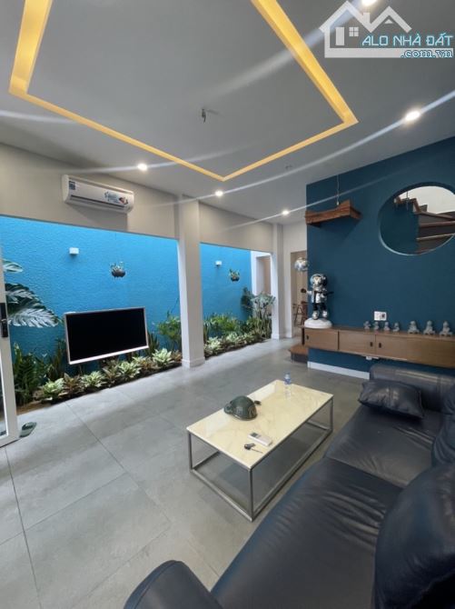 Villa mini NGANG KHỦNG 5M- NHỈNH 6 TỶ- HẺM XE HƠI THÔNG - 2