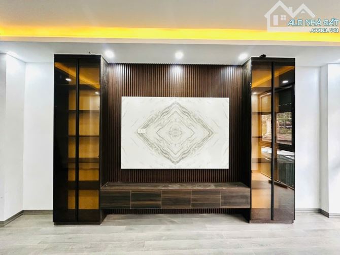 BÁN NHÀ ĐẶNG VĂN NGỮ 42m2, 5 tầng, MT 6m, HƠN 7 TỶ - NHÀ MỚI, LÔ GÓC LHCC 0987556*** - 2