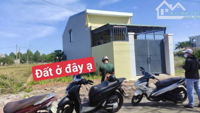 Đất khu TDC Lêkima thị trấn Đất Đỏ 107m2, full thổ cư hạ tầng Đẹp Sát trường mầm non - 2