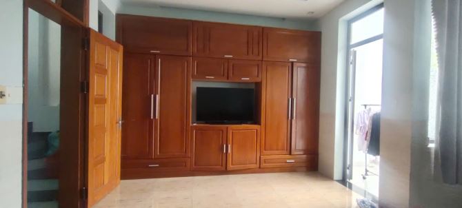 Cần bán nhà 3 tầng 80m2 đường 10m5 Hồ Thấu, Sơn Trà gần biển Mân Thái - 2