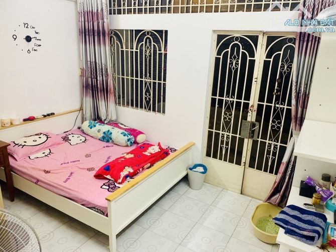 Bán nhà hẻm hơi Âu Dương Lân Quận 8, 60m2, 2 tầng, 3PN, - 2