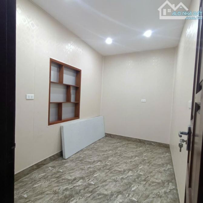 Bán nhà tập thể phố Kim Ngưu, 120 m2, 2 tầng, 2pn 2wc giá 4.5 tỷ. - 2