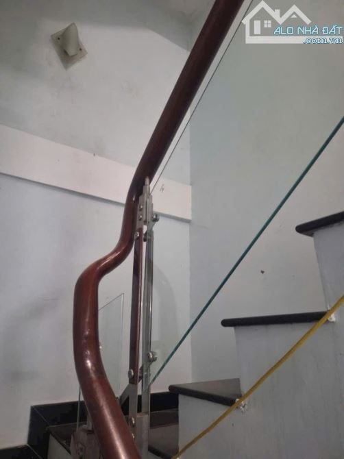 NHÀ KHU VIP TÊN LỬA,4 TẦNG,80M2(4×20),4PN,HẺM XE HƠI,CHỈ HƠN 7 TỶ - 2