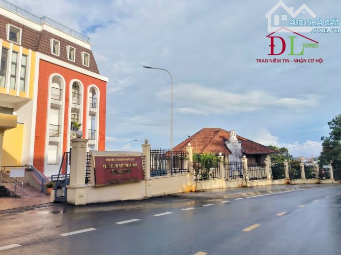 Cần chuyển nhượng khu đất VIP mặt tiền Nguyễn Viết Xuân P4 Đà Lạt trung tâm TP Đà Lạt - 3