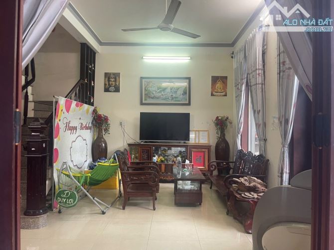 💥HOT‼️🏠TRIỆU ĐÔ - MẶT TIỀN TRUNG TÂM THÀNH PHỐ- KHU KD SẦM UẤT- MỞ MẮT LÀ CÓ TIỀN - 3