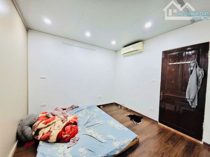 Bán căn Tập thể Phố TẠ QUANG BỬU, 90M2, NHỈNH 3,5 TỶ, 2T, 4 NGỦ, Ô TÔ ĐỖ CHÂN CẦU THANG. + - 3