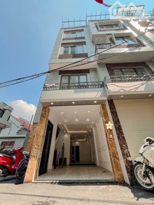 🔥 SIÊU PHẨM NHÀ ĐẸP - VIEW HỒ LINH ĐÀM - Ô TÔ VÀO NHÀ - 50m² - MT 5m - 5 tầng - 11.4 tỷ🔥 - 3