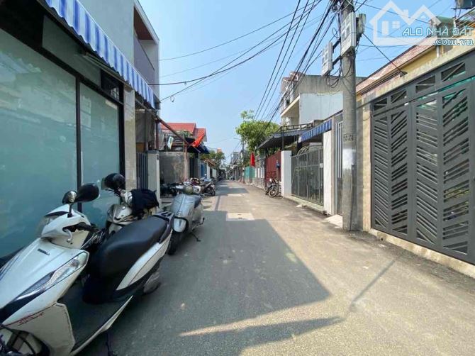 BÁN NHÀ 2 TẦNG KÈM DÃY TRỌ - DÒNG TIỀN 10tr/1t- nhỉnh 5 tỷ - 4