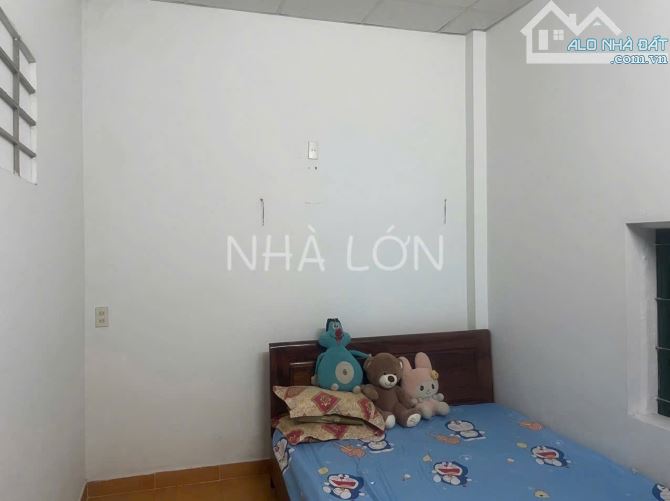 Nhà 2 tầng mặt đường Sử Hy Nhan - Vĩnh Hoà Nha Trang . Cách biển 200m - 4