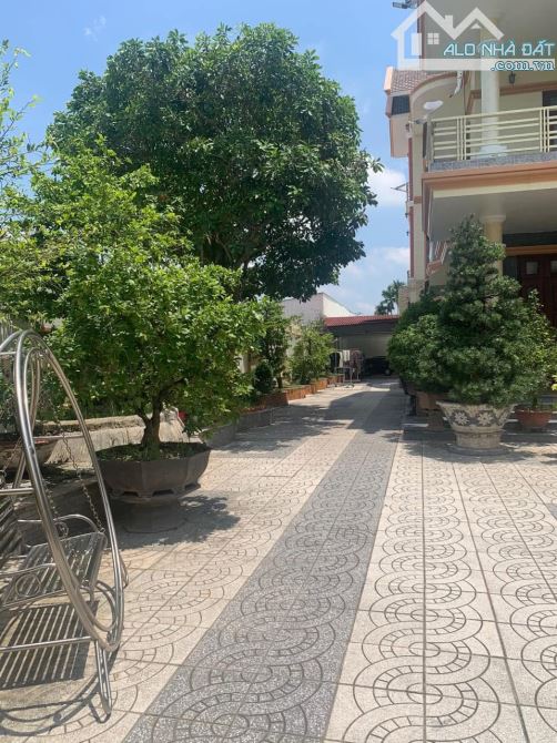 Bán biệt thự 2 lầu hoàn công mặt tiền phạm công trứ Cồn Khương dt 20x40 hướng ĐN lộ 21m - 4