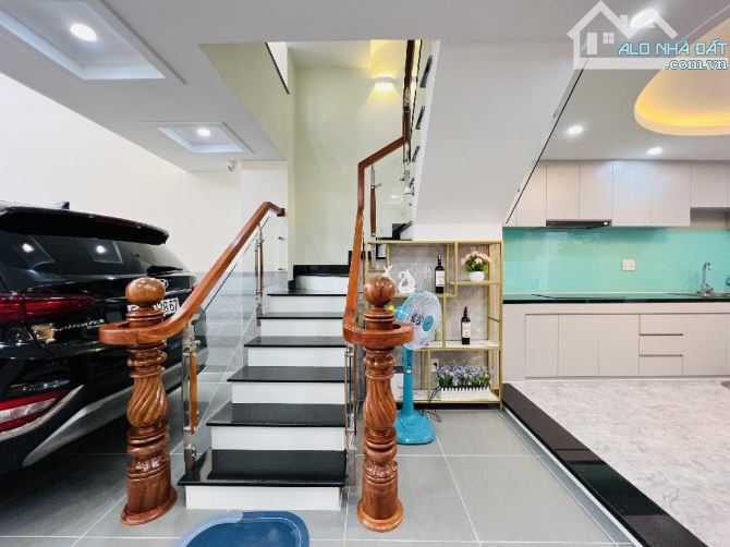 Ô TÔ NGỦ - HOÀN CÔNG - KHÔNG QUY HOẠCH LỘ GIỚI - P. HIỆP BÌNH PHƯỚC - DT 76M2 NHỈNH 6 TỶ - 4