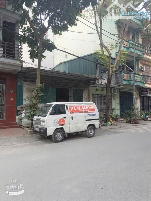 BÁN ĐẤT PHỐ BÙI HUY BÍCH, ĐỐI DIỆN QUẬN ỦY HOÀNG MAI, PHÂN LÔ, DT 70M2* MT 5.9M* GIÁ 19 TỶ - 4