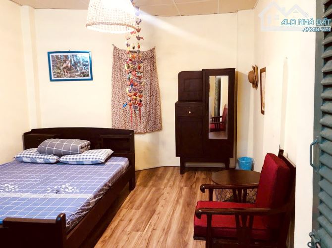 Nhà thuê phong cách retro 1 lầu hẻm Đỗ Quang Đẫu, Quận 1 - 5