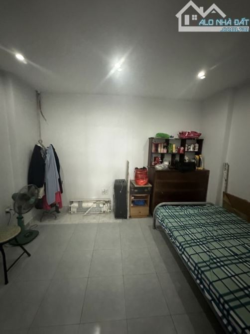 NGAY AEON TÂN PHÚ_ HẺM XE HƠI ĐẬU CỬA_ KINH DOANH ĐỈNH_ SỔ VUÔNG A4 - 5