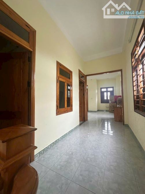 Nhà 2 tầng kiệt oto Tô Hiệu  diện tích rộng 100m2 chỉ nhỉnh 3ty - 6
