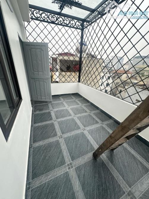 NHÀ ĐẸP Ở NGAY- KIM GIANG -KHƯƠNG ĐÌNH 35M.HƠN 8 TỶ