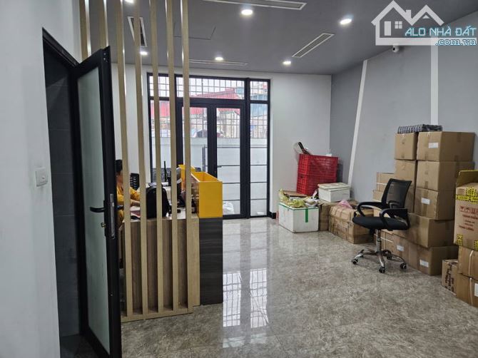 Bán gấp 5 tầng lk Nguyễn Xiển Hoàng Mai HN. DT : 75m2 ,MT : 5m , Giá : 22,5 tỷ .(ctl) - 6