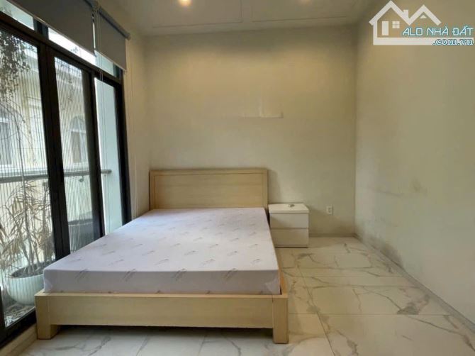 Cho thuê BT Mỹ Giang đường N giá 45 triệu/ tháng - DTSD 200m²., 3PN , full nội thất . - 7