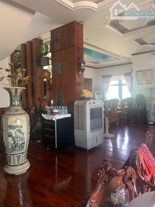 Bán biệt thự 2 lầu hoàn công mặt tiền phạm công trứ Cồn Khương dt 20x40 hướng ĐN lộ 21m - 8
