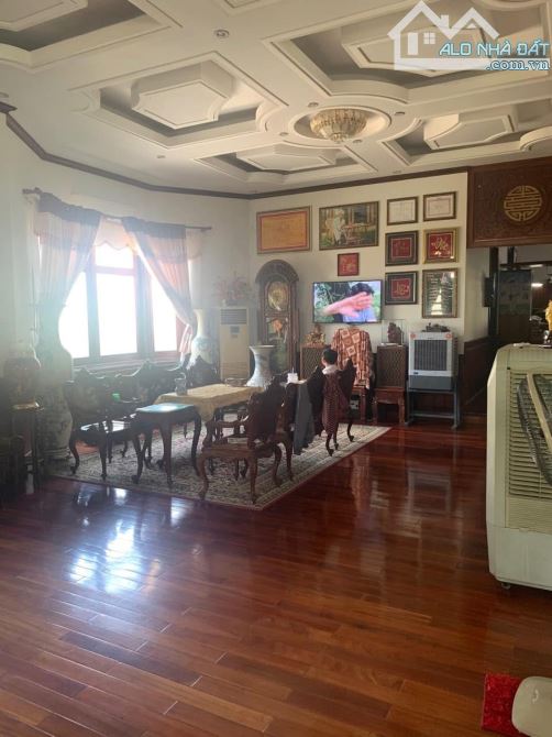 Bán biệt thự 2 lầu hoàn công mặt tiền phạm công trứ Cồn Khương dt 20x40 hướng ĐN lộ 21m - 9