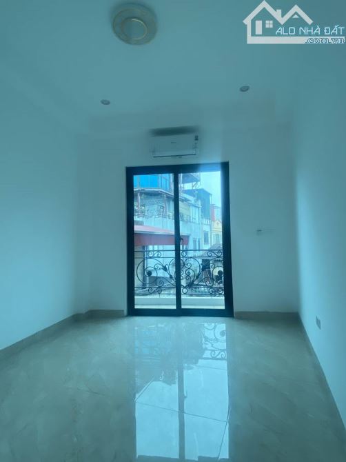 Bán Nhà Đẹp Mặt Ngõ, 5 Tầng Thang Máy, Trại Cá, Hai Bà Trưng, Hà Nội DT: 45m2, 5  MT: 5.6m - 9