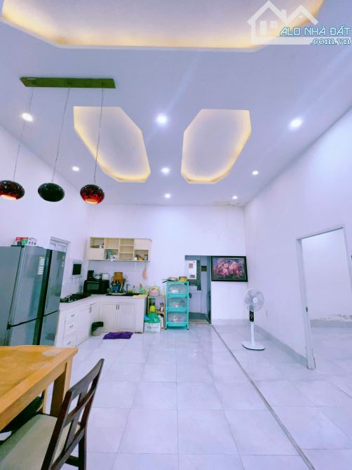 Bán nhà chưa qua đầu tư gần công viện B5, Tân Phong, Biên Hòa, 137m2, giá 4 tỳ 300.