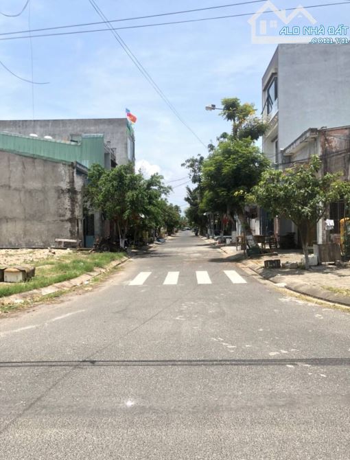 Bán nhà Mặt tiền Nguyễn Đăng Tuyển,gần biển khu đầu tuyến sơn trà
