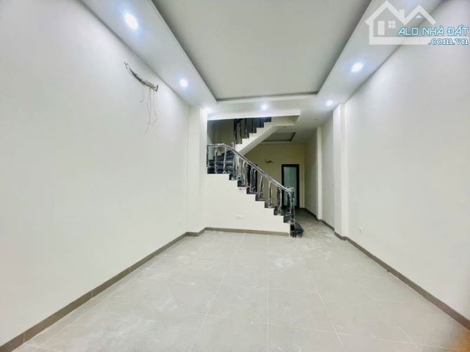 Bán nhà đẹp phố Thái Hà Đống Đa 40m 4 tầng mặt 4m giá 13.x tỷ