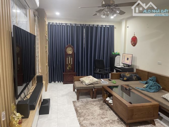 🏡 NHÀ LÂM DU 50M² – 5 TẦNG – GIÁ 9.8 TỶ, LÔ GÓC, FULL NỘI THẤT.