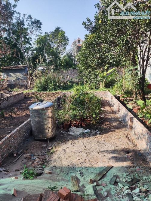 SIÊU HIẾM-  BÁN ĐẤT KIM SƠN - GIA LÂM- VF8 ĐỖ CỬA- 40m2 - NHỈNH 2 tỷ