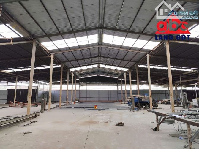 XT141 Cho thuê xưởng giáp QL.51 Phước Tân, BH. 3600m2 đất full skc. giá chỉ 100tr,