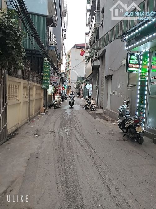 MỄ TRÌ - ĐỒNG ME - KINH DOANH - TƯƠNG LAI MẶT PHỐ LỚN - VỈ HÈ ĐÁ BÓNG - TUYẾT ĐƯỜNG THÔNG