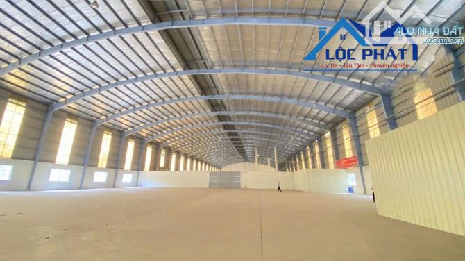 Cho thuê kho xưởng KCN Tam Phước Biên Hòa Đồng Nai 2800m2 chỉ 3 usd/m2