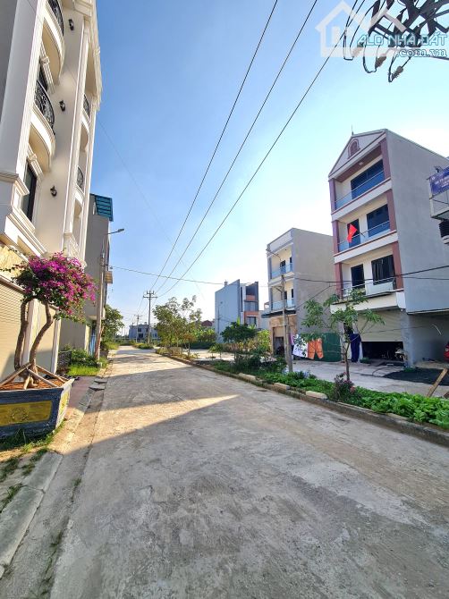 ĐẤT ĐẤU GIÁ NGUYÊN KHÊ, LÔ GÓC, VIEW VƯỜN HOA, KINH DOANH, 80M2, MT8.3M, GIÁ 10.9 TỶ