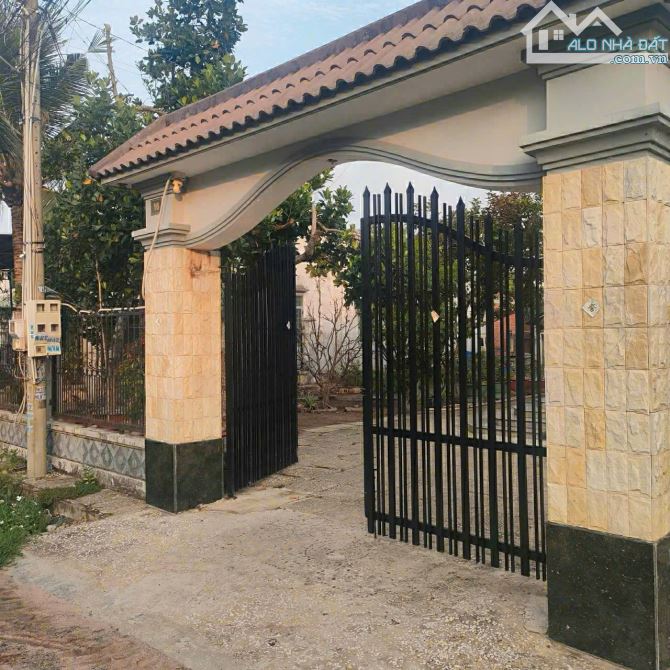 Cần bán 25.6 x 26 nhà hẻm 48 Nguyễn Văn Linh, Trường Hoà Tây Ninh