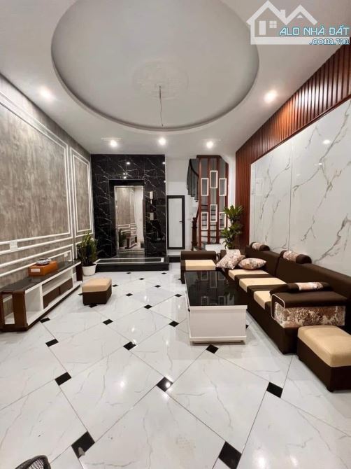 Bán Nhà Gấp Hồ Linh Đàm, Hoàng Mai, 38m, 6T Thang Máy, Hơn 7 Tỷ
