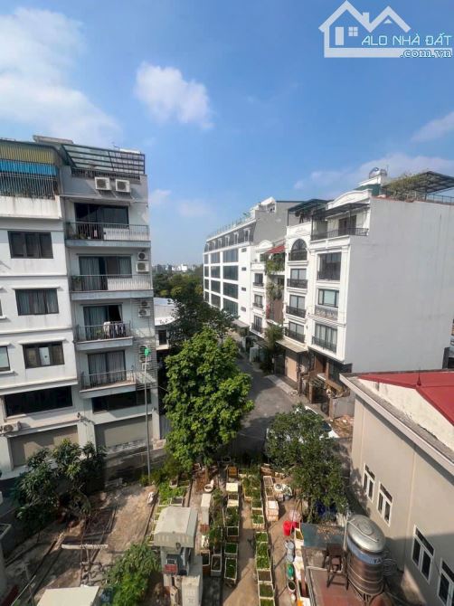 Tư Đình -Long Biên bán nhà 45m2 nhỉnh 7 tỷ ,ngõ thông ô tô tránh ,view biệt thự