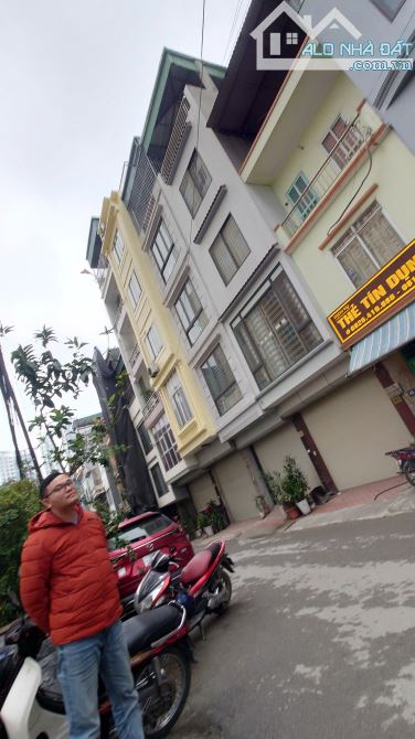 TRUNG TÂM HOÀNG LIỆT 36M2 NHÀ 4 TẦNG Ô TÔ VÀO NHÀ TRƯỚC NHÀ Ô TÔ TRÁNH 5,4 TỶ