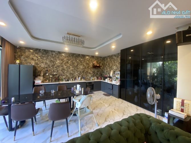 BÁN BIỆT THỰ ĐẲNG CẤP TẠI NAM VIỆT Á - VIEW SÔNG CỰC HIẾM DTSD 715M2
