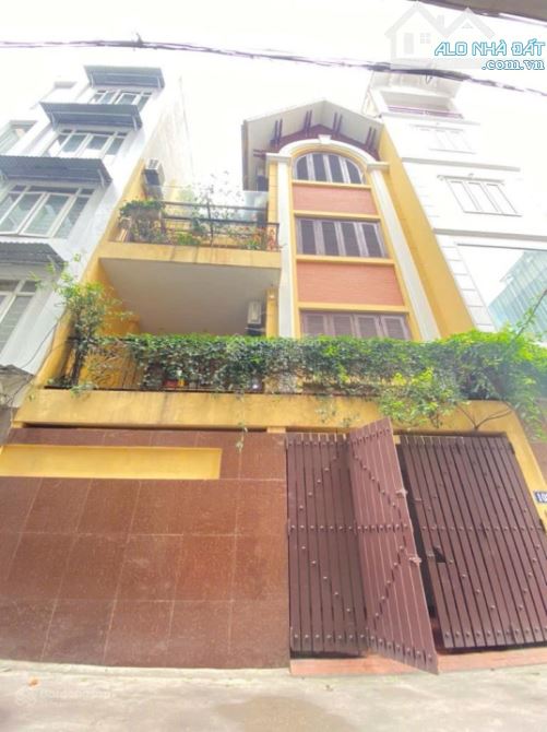 Bán nhà Xuân Đỉnh - MT Bề Thế 7m - VỊ trí Đẹp - Ô tô Tránh - Nhà Cực Đẹp 79m2 - 20 tỷ