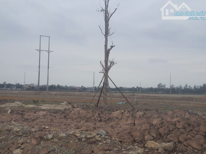 Cty cần bán 1,9 ha đất sxkd KCN Tasco Dồng Văn 3, chỉ 95 USD/m2
